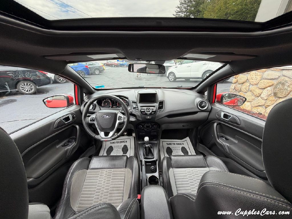 2015 Ford Fiesta Image 23
