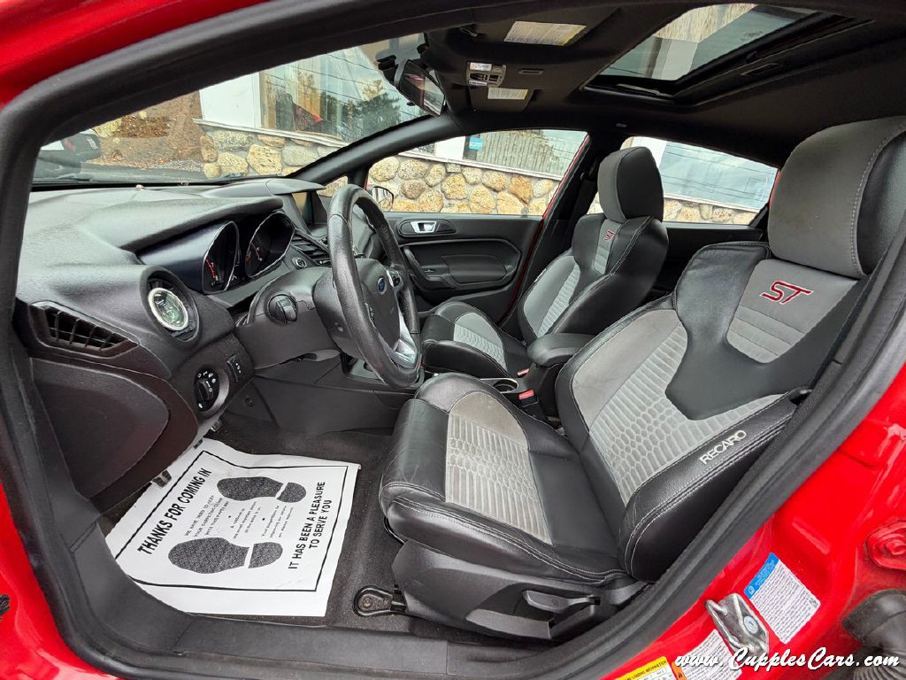 2015 Ford Fiesta Image 26