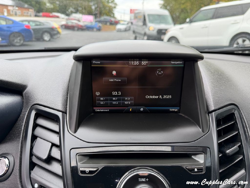 2015 Ford Fiesta Image 28