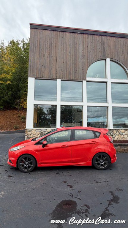 2015 Ford Fiesta Image 30