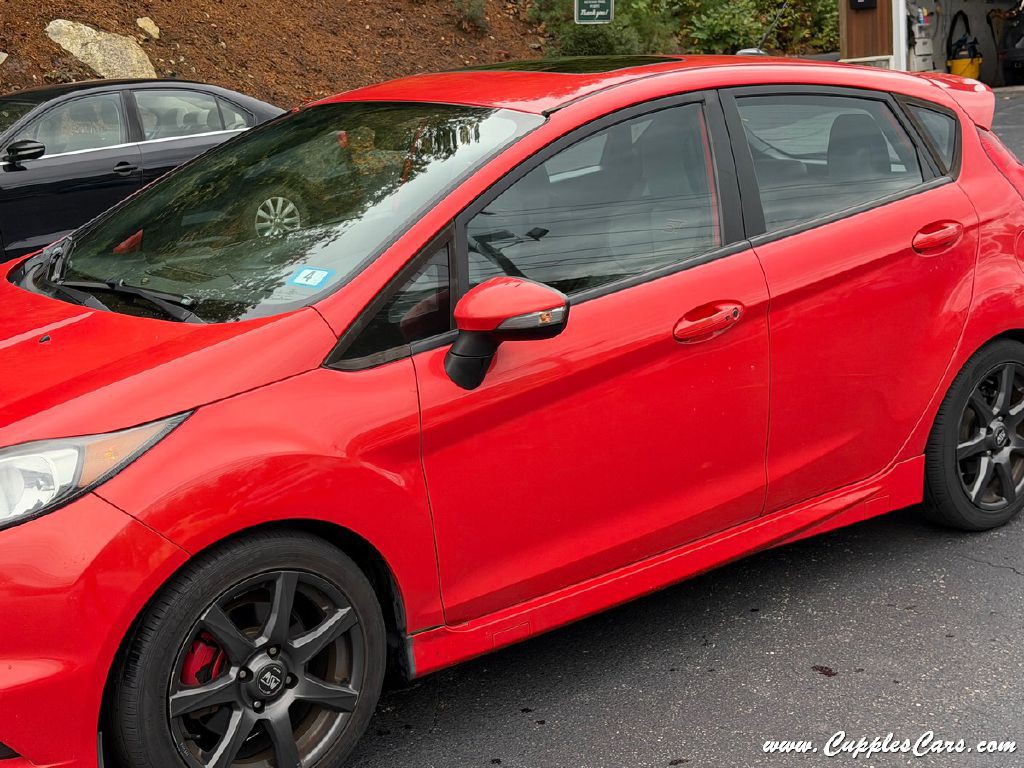 2015 Ford Fiesta Image 37