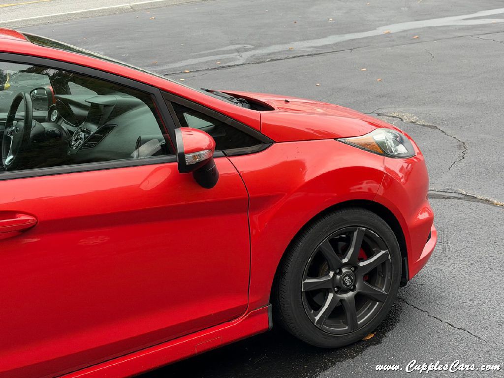 2015 Ford Fiesta Image 44