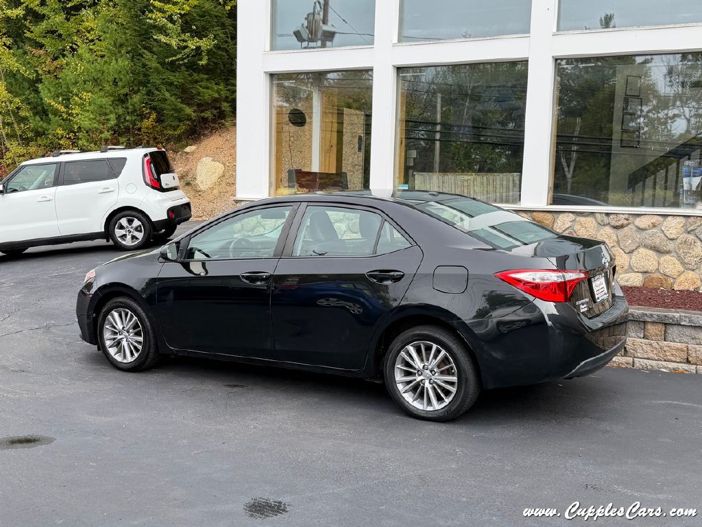 2014 Toyota Corolla Image 2