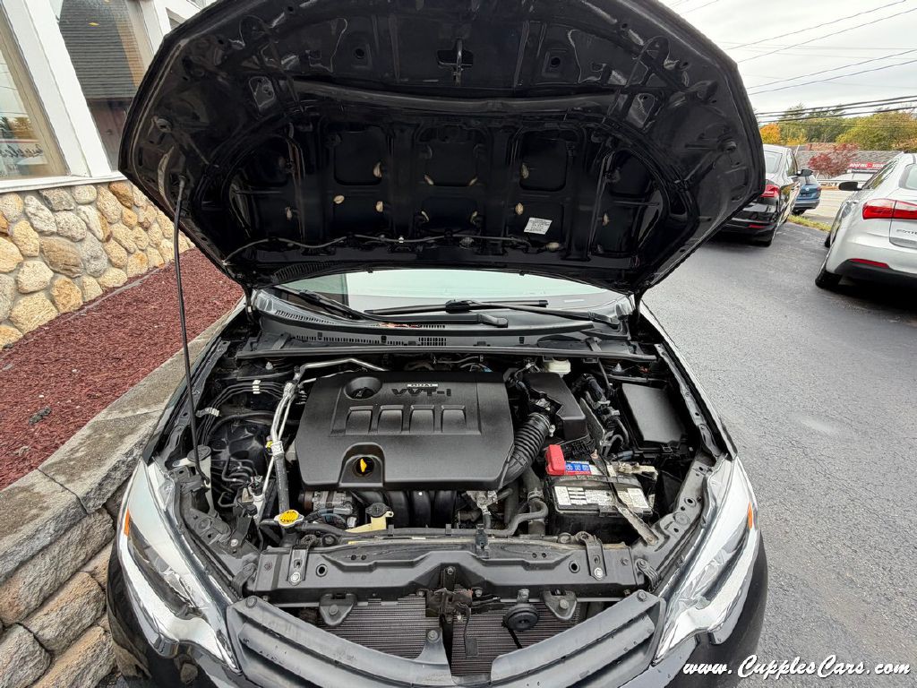 2014 Toyota Corolla Image 15