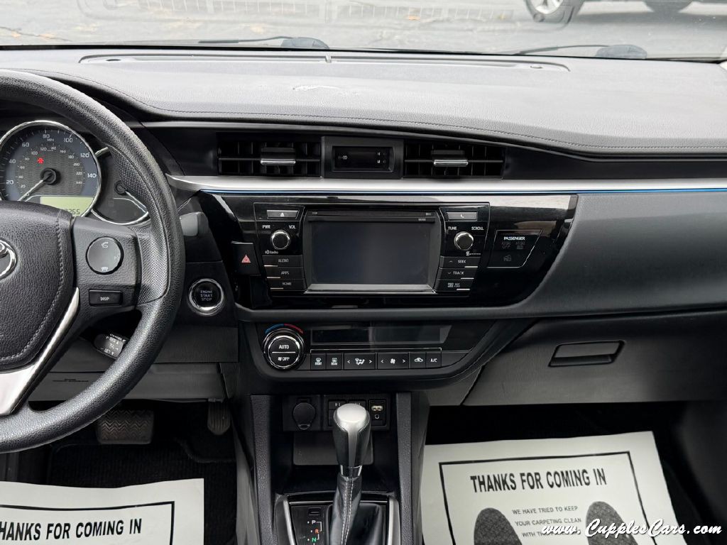 2014 Toyota Corolla Image 18