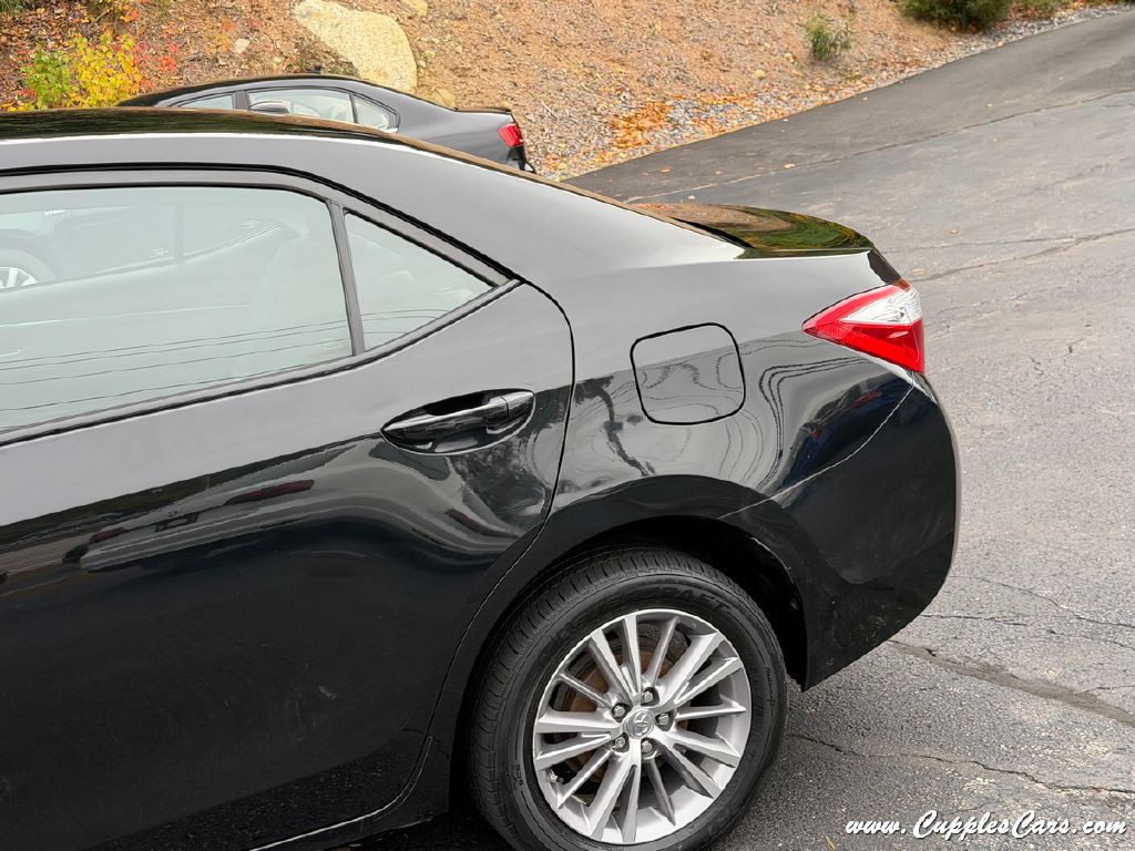 2014 Toyota Corolla Image 35