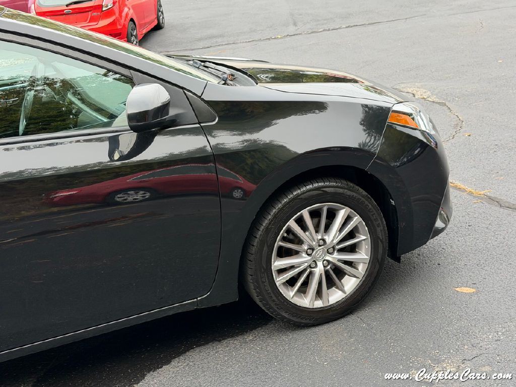2014 Toyota Corolla Image 40