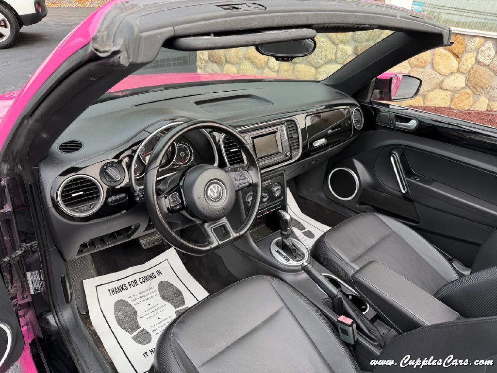 2016 Volkswagen Beetle Image 4