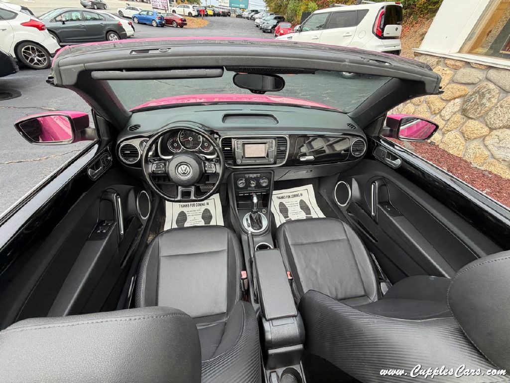 2016 Volkswagen Beetle Image 23