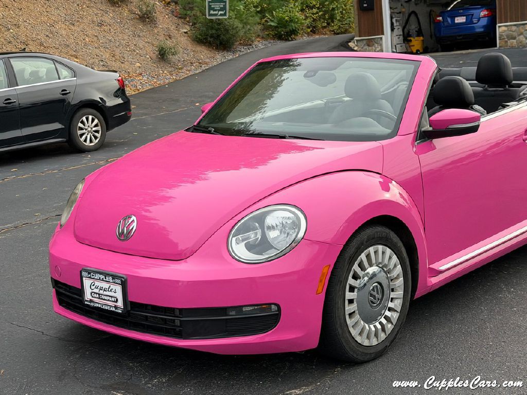 2016 Volkswagen Beetle Image 34