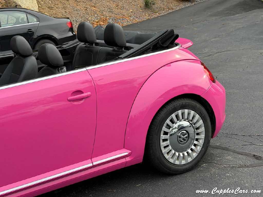 2016 Volkswagen Beetle Image 36