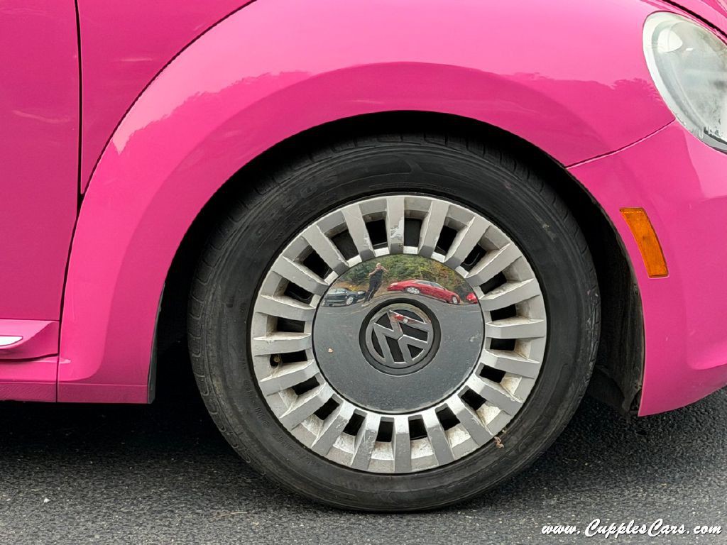 2016 Volkswagen Beetle Image 41