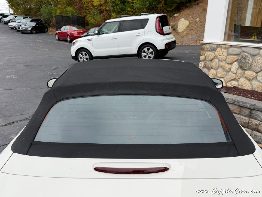 2002 Ford Thunderbird Image 15