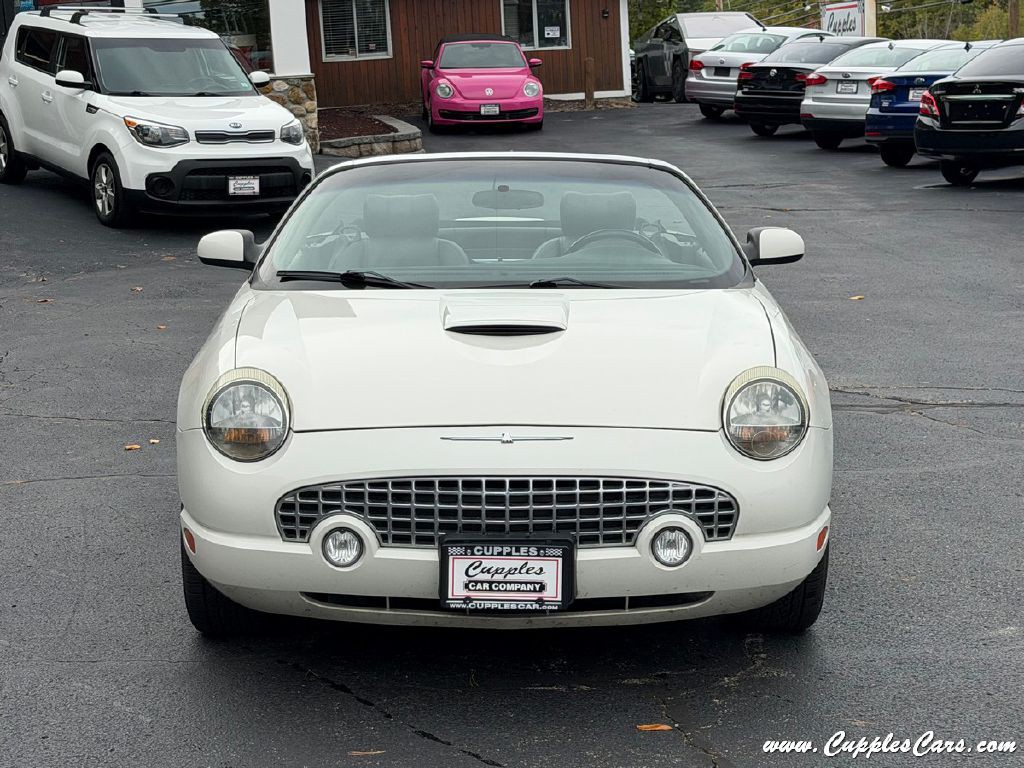 2002 Ford Thunderbird Image 32