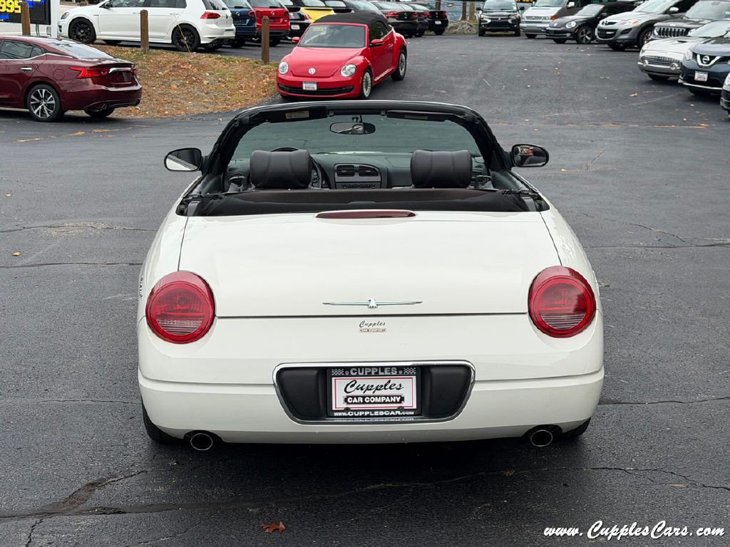 2002 Ford Thunderbird Image 36