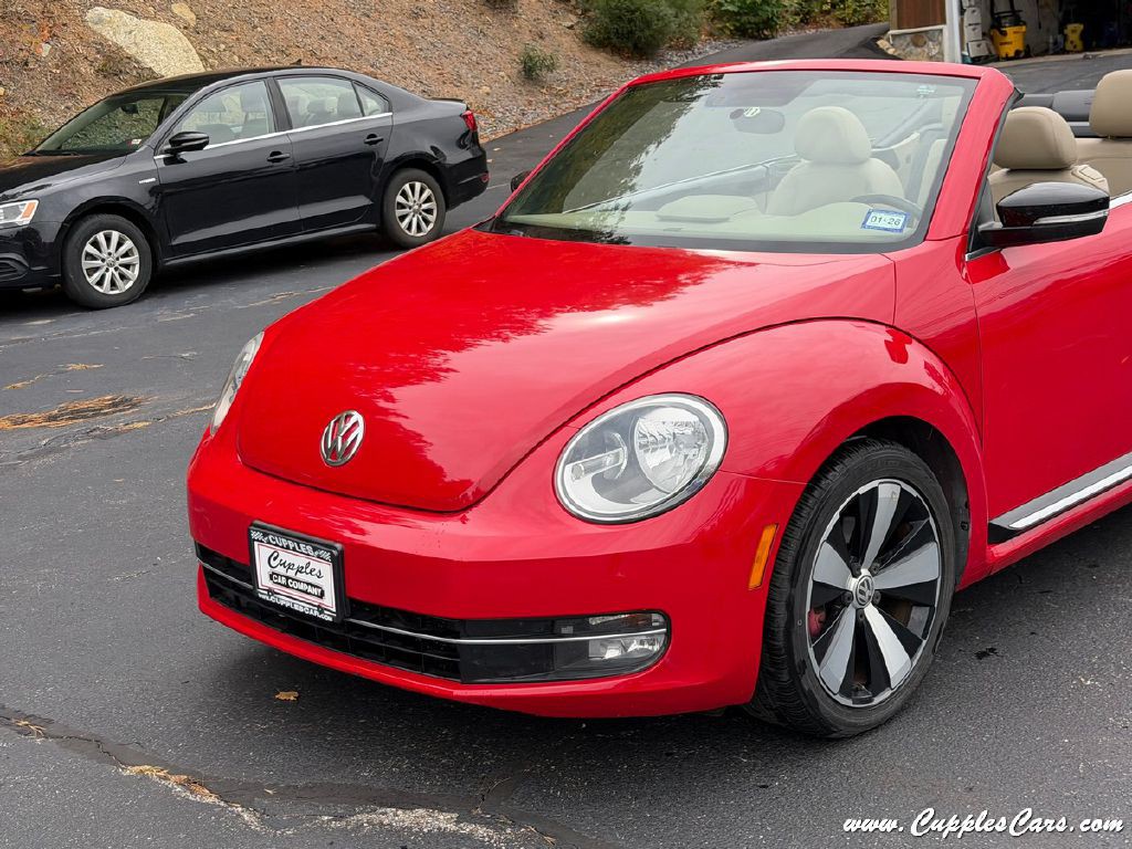 2013 Volkswagen Beetle Image 36
