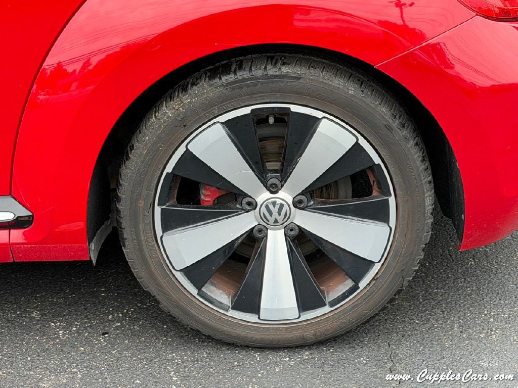 2013 Volkswagen Beetle Image 45