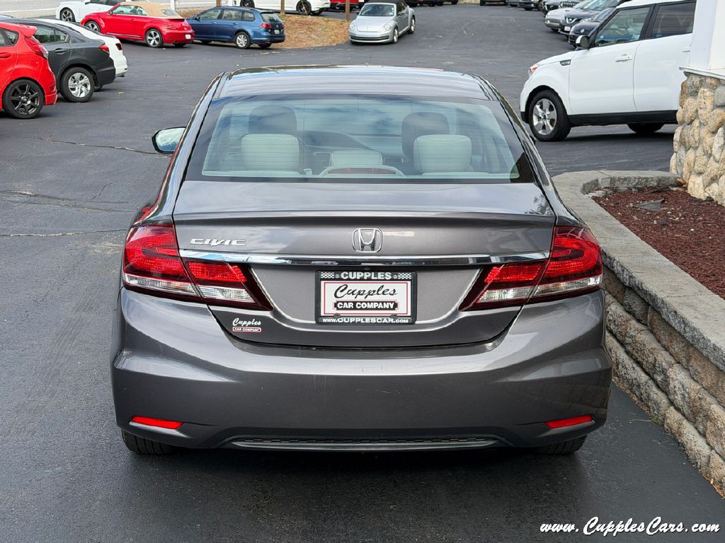 2015 Honda Civic Image 9