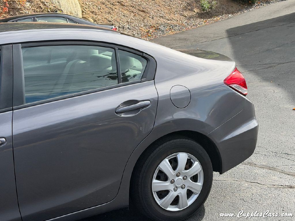 2015 Honda Civic Image 34