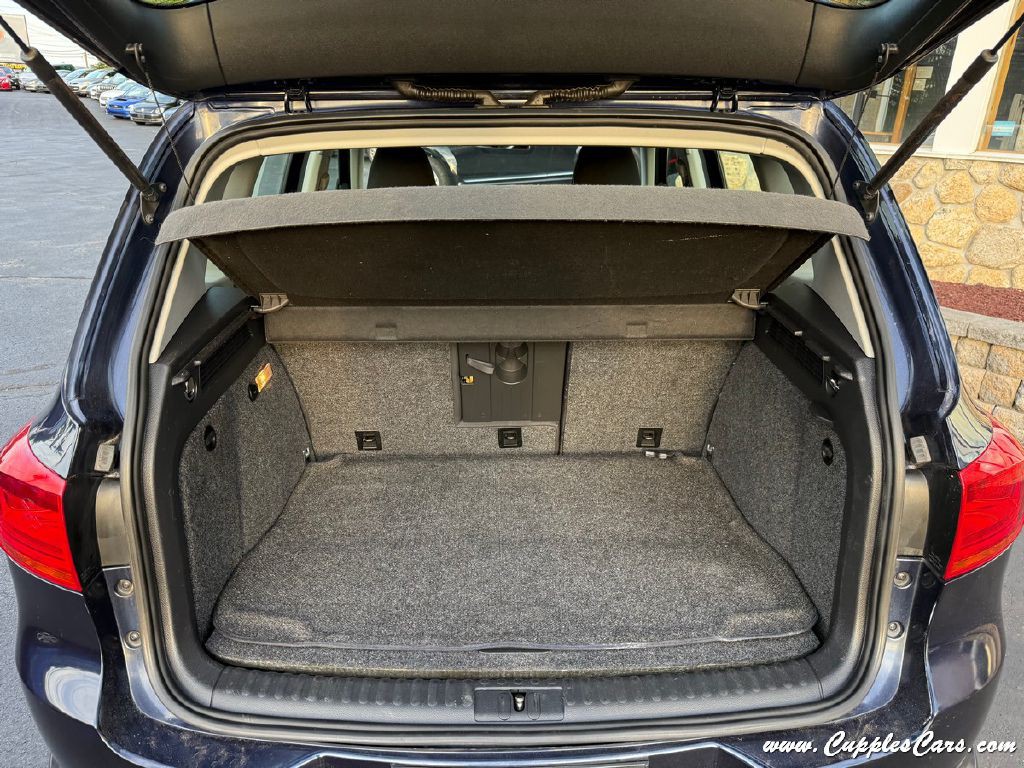 2012 Volkswagen Tiguan Image 8