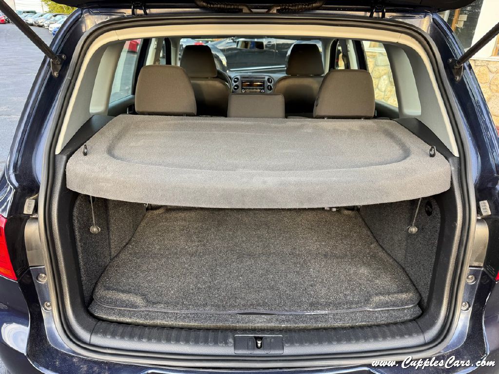 2012 Volkswagen Tiguan Image 8