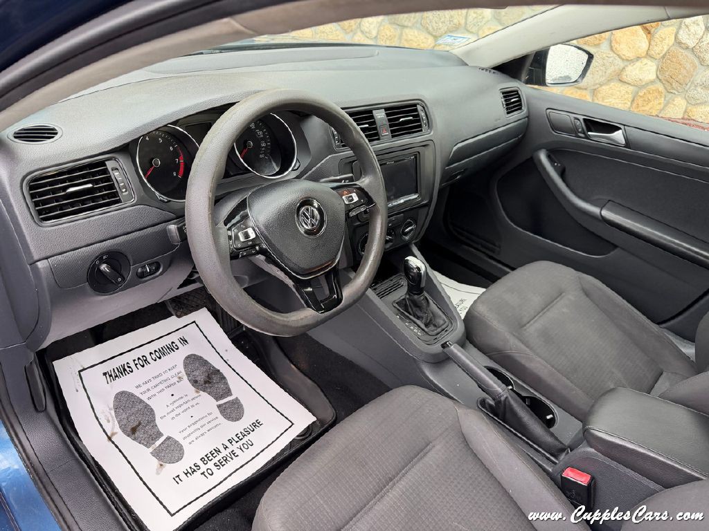 2016 Volkswagen Jetta Image 4