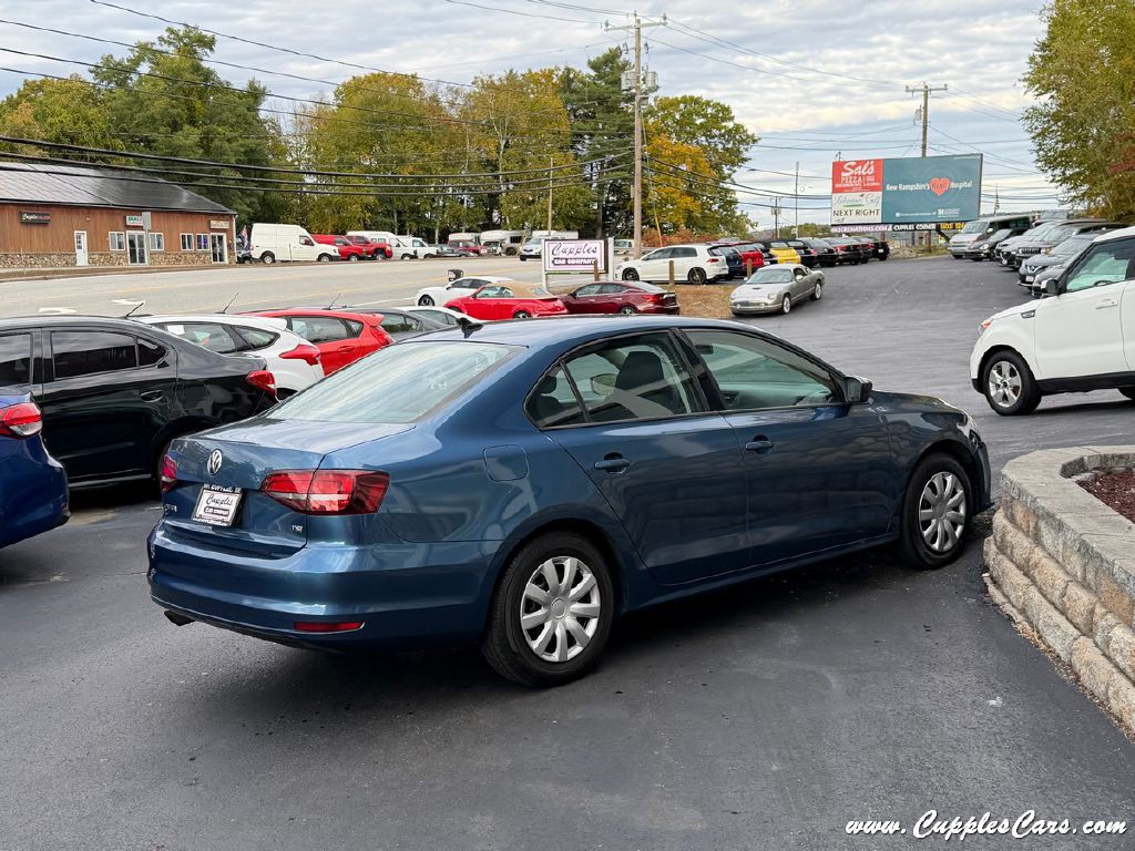 2016 Volkswagen Jetta Image 8