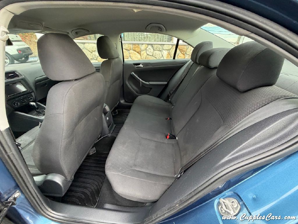 2016 Volkswagen Jetta Image 23