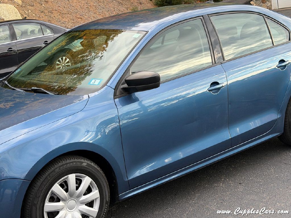 2016 Volkswagen Jetta Image 34