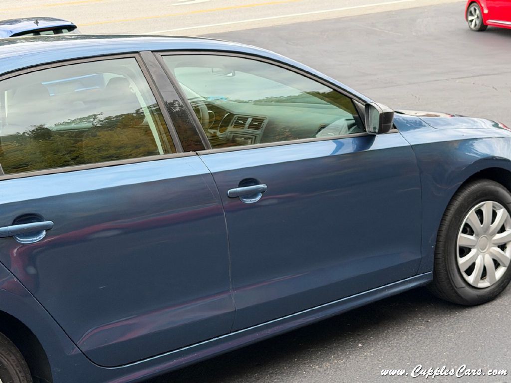 2016 Volkswagen Jetta Image 40