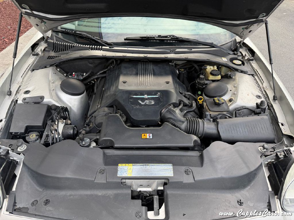 2004 Ford Thunderbird Image 12