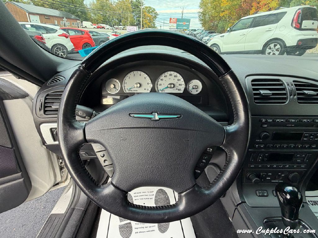 2004 Ford Thunderbird Image 14