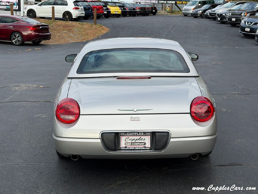 2004 Ford Thunderbird Image 27