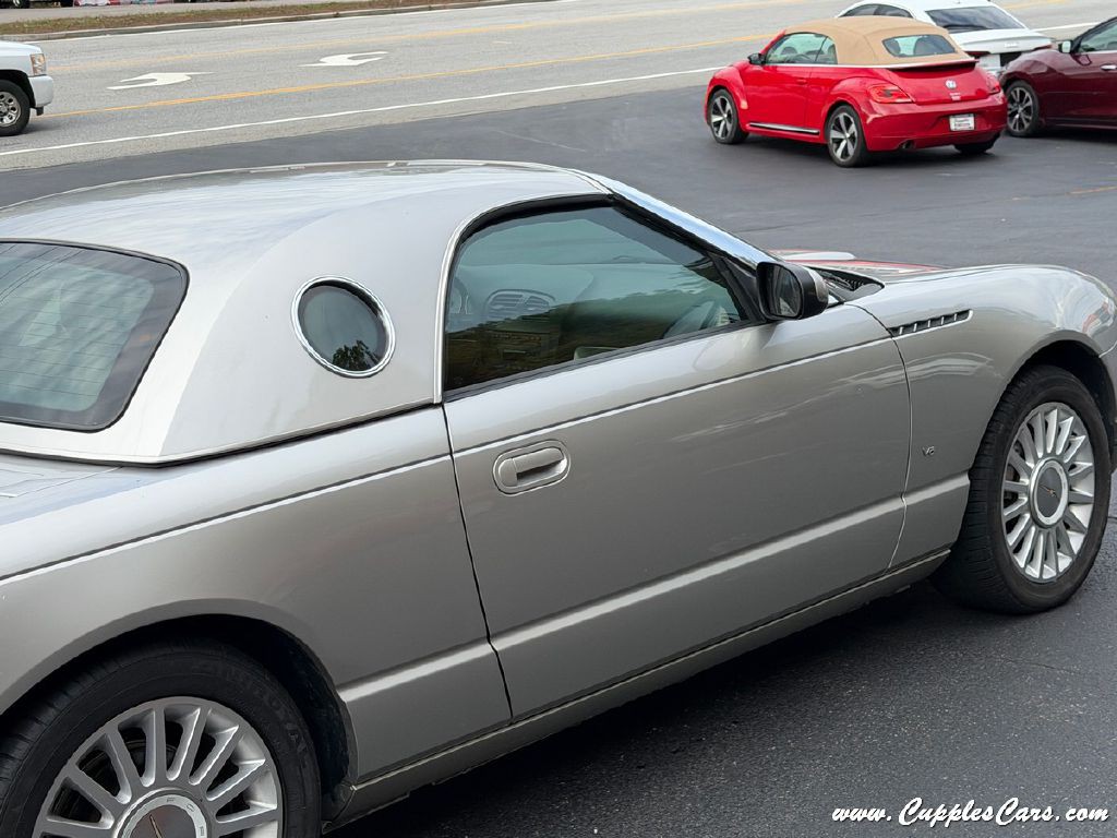 2004 Ford Thunderbird Image 29