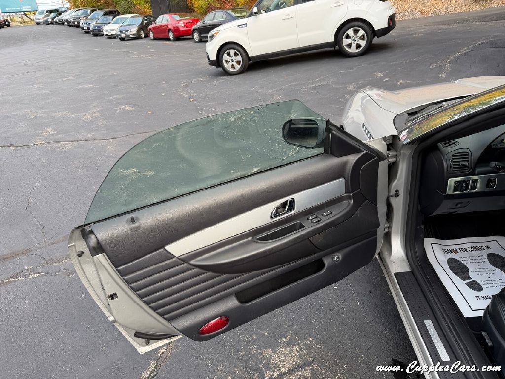 2004 Ford Thunderbird Image 7