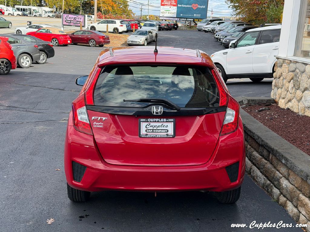 2016 Honda Fit Image 9
