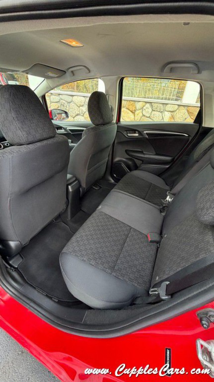 2016 Honda Fit Image 30