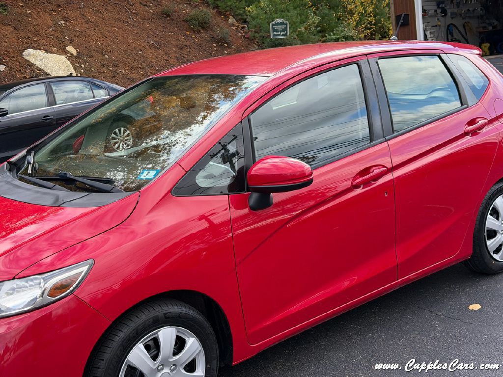2016 Honda Fit Image 34