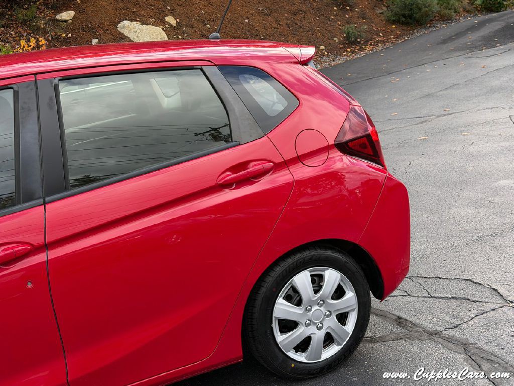 2016 Honda Fit Image 36