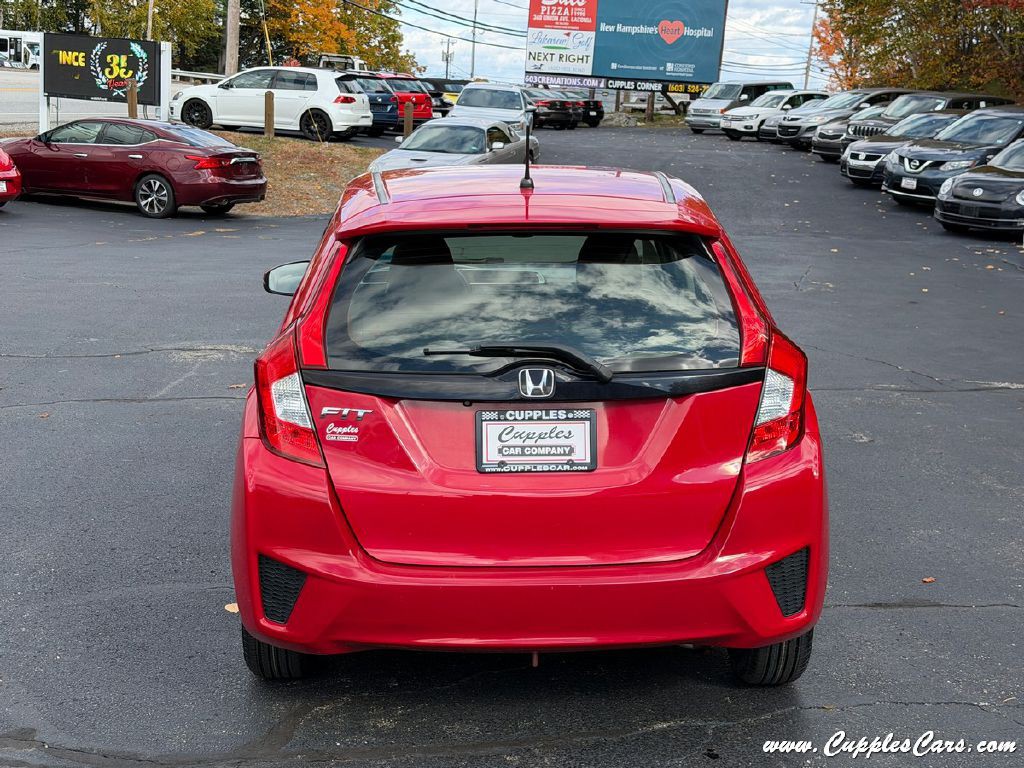 2016 Honda Fit Image 37