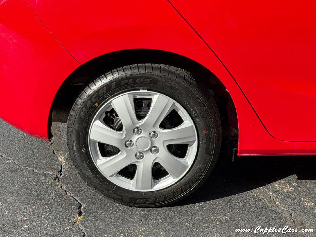 2016 Honda Fit Image 43