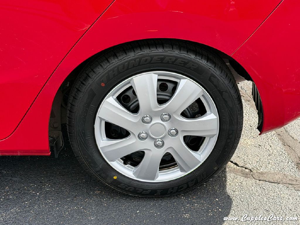 2016 Honda Fit Image 44