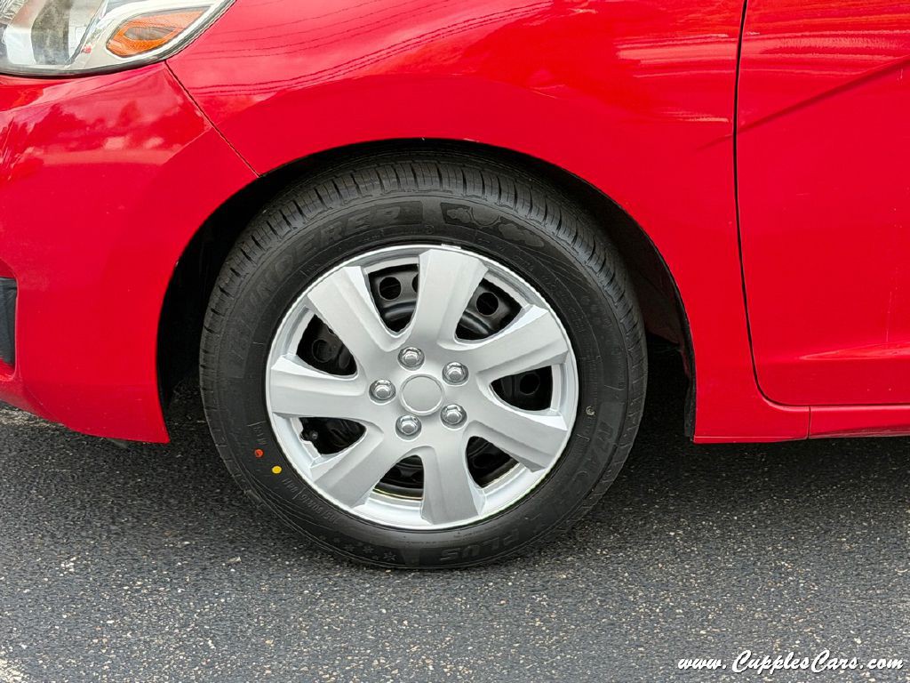 2016 Honda Fit Image 45