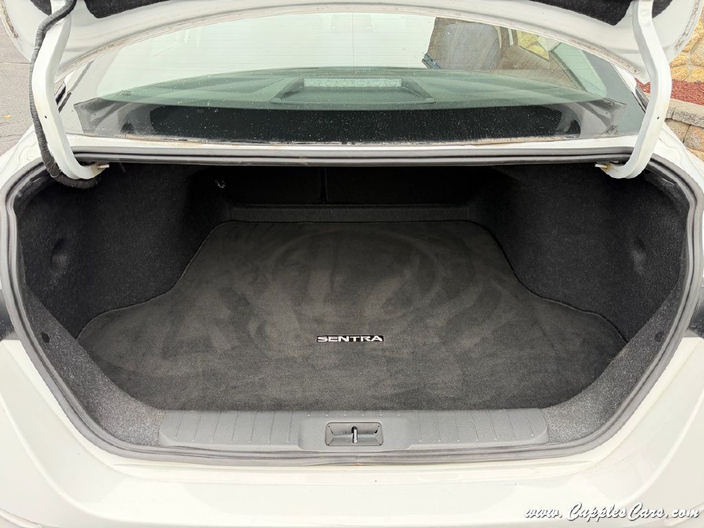 2021 Nissan Sentra Image 7