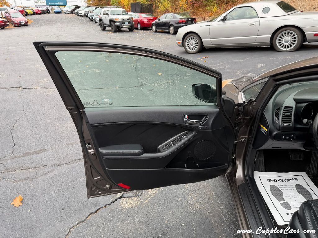 2014 Kia Forte Image 12