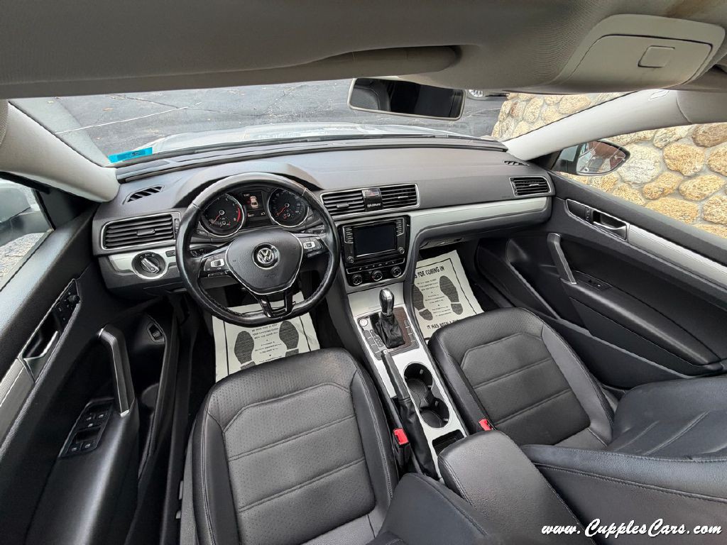 2019 Volkswagen Passat Image 22