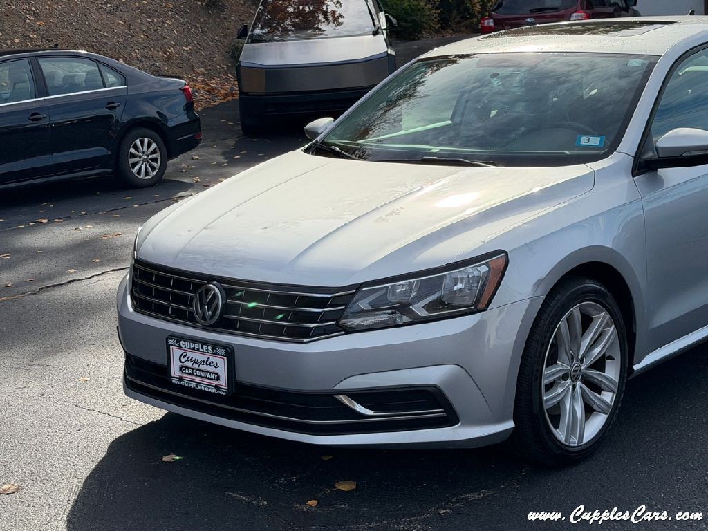 2019 Volkswagen Passat Image 30