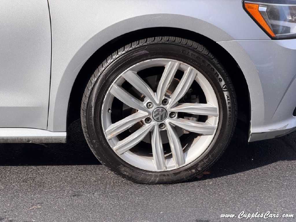 2019 Volkswagen Passat Image 39