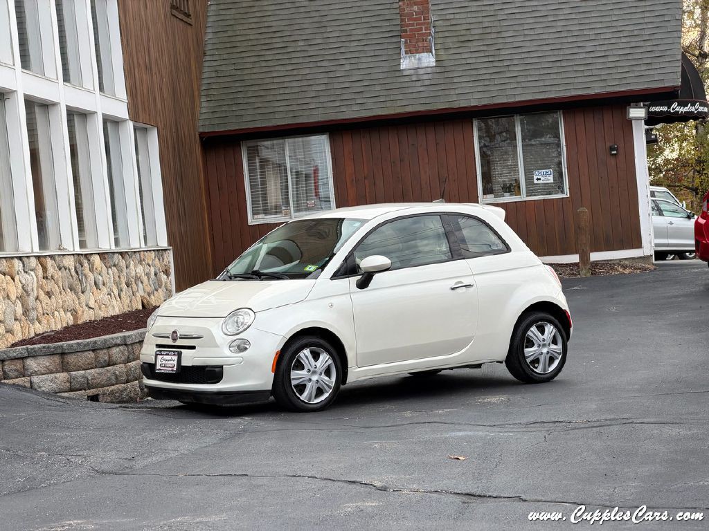 2016 FIAT 500 Image 1