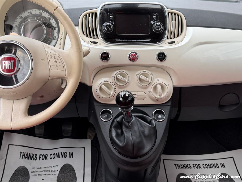 2016 FIAT 500 Image 17